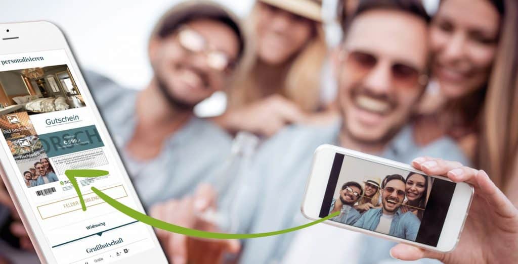Gast mit einem digitalen Gutschein – Symbolbild für incert-Gutscheinsysteme zur Kundenbindung und Umsatzsteigerung im Hotelmarketing